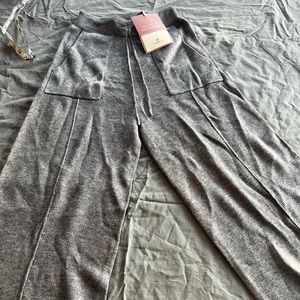 NWT Nap Wool Blend capri lounge pants